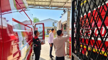 Kemarau Berkepanjangan, PT TIMAH Bantu Pasokan Air Bersih untuk SMKN 4 Pangkalpinang
